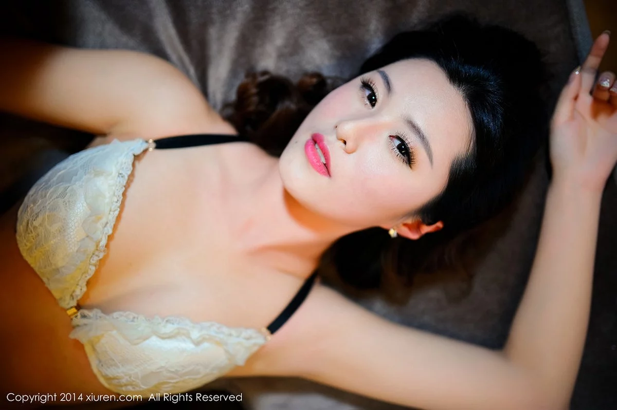 Xrmnw.Vip_狐狸小姐_写真