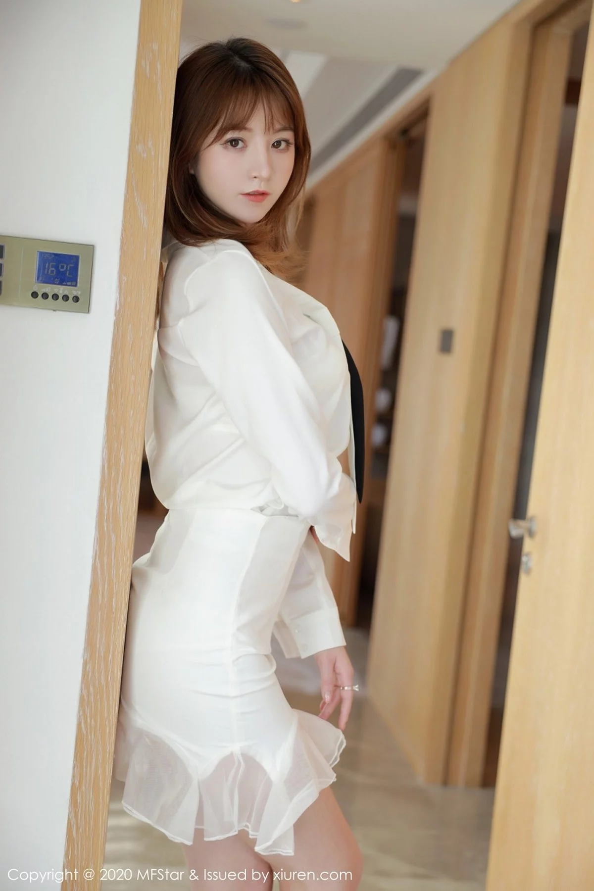 Xrmnw.Vip_馨沁_写真