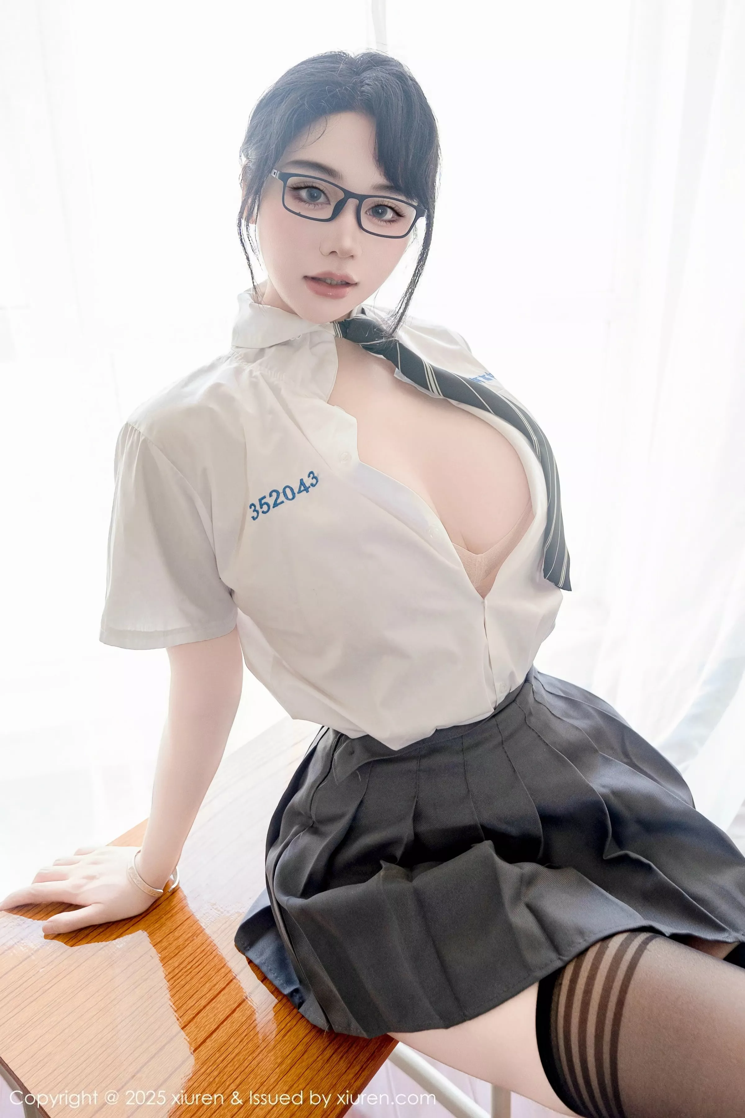 Xrmnw.Vip_汐汐爱吃草莓_合集 Xrmnw.Vip_汐汐爱吃草莓_写真