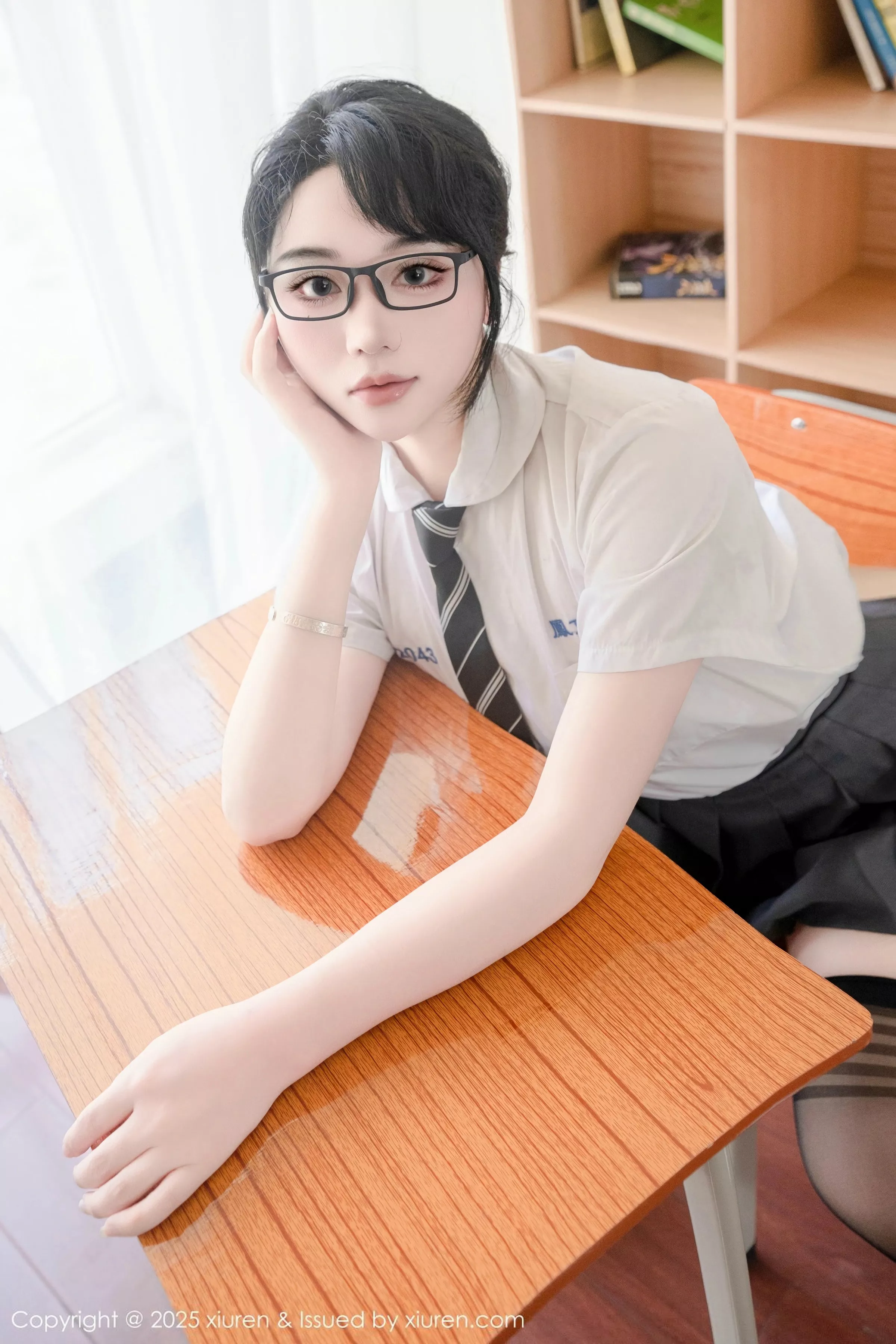 Xrmnw.Vip_汐汐爱吃草莓_合集 Xrmnw.Vip_汐汐爱吃草莓_写真