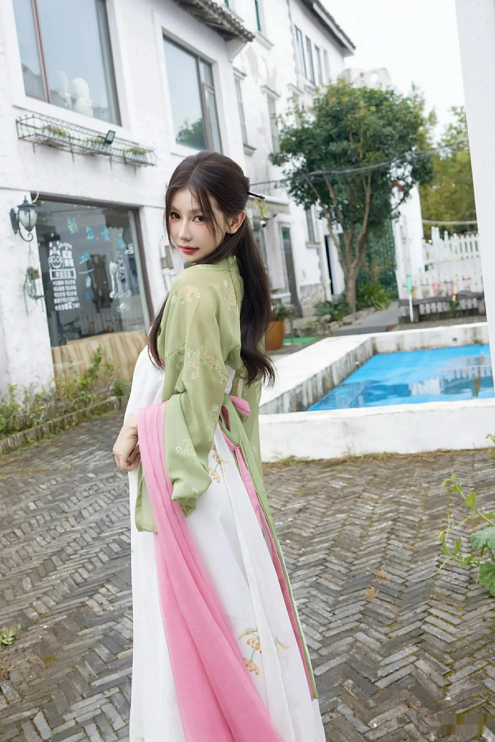 Xrmnw.Vip_尹甜甜_合集 Xrmnw.Vip_尹甜甜_写真